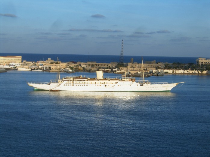 El Mahrousa Mega Yacht